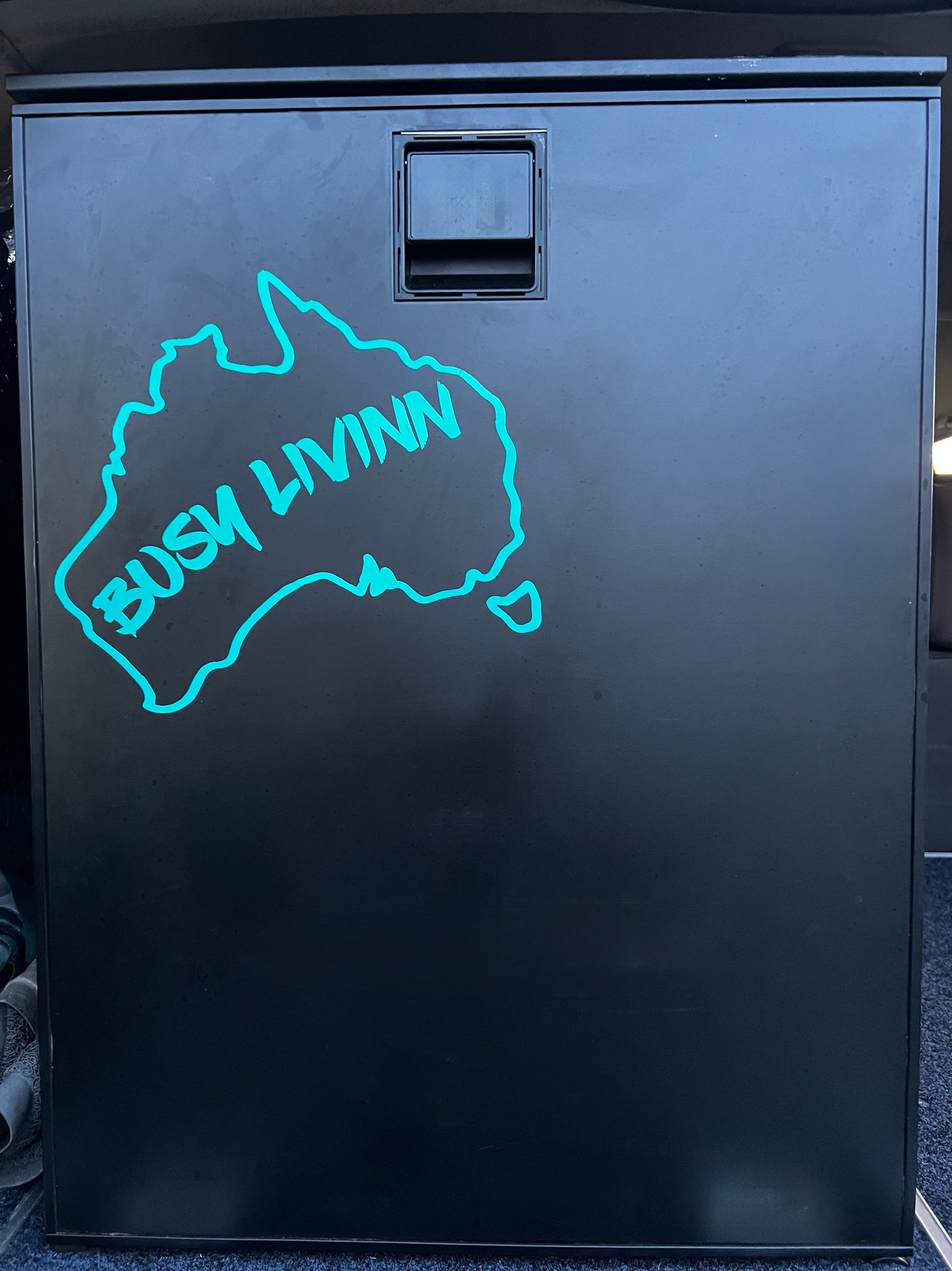 LARGE AUS LOGO STICKER